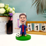 Figurine personnalisée représentant un joueur de football heureux