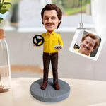 Figurine personnalisée de chauffeur de taxi à tête oscillante