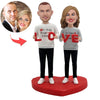 Bobblehead couple personnalisé avec « LOVE »